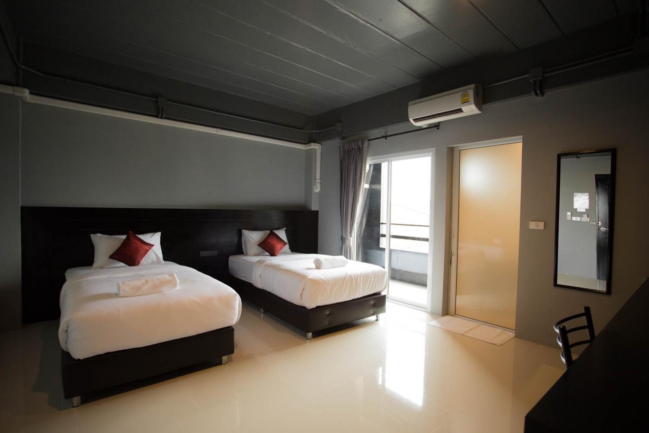 B-Black Residence ชลบุรี ภายนอก รูปภาพ