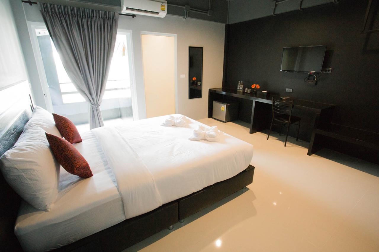 B-Black Residence ชลบุรี ภายนอก รูปภาพ