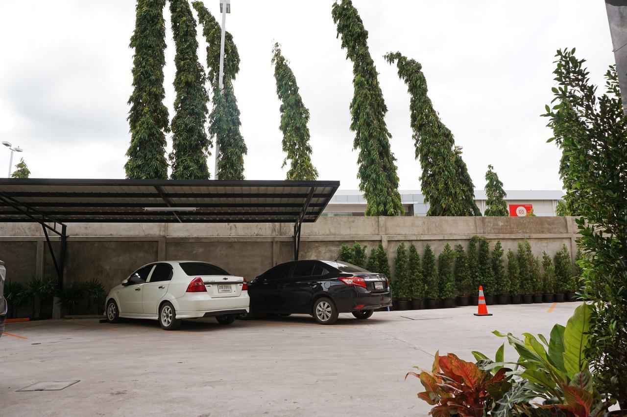 B-Black Residence ชลบุรี ภายนอก รูปภาพ